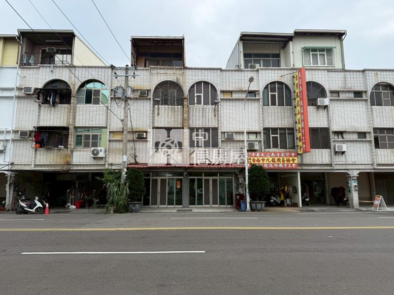 安南區長和路黃金店住房屋室內格局與周邊環境