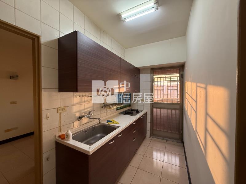 歸仁86旁三房大平車房屋室內格局與周邊環境