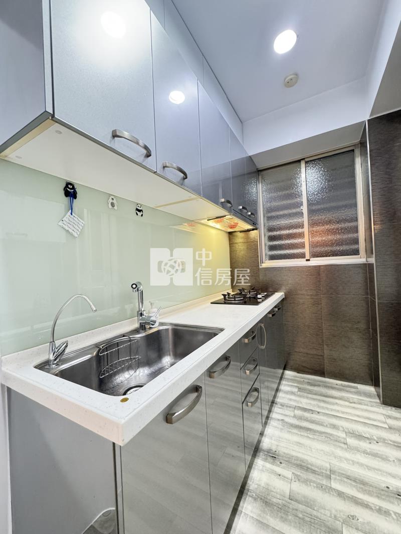 【奔馳】天王星美三房房屋室內格局與周邊環境