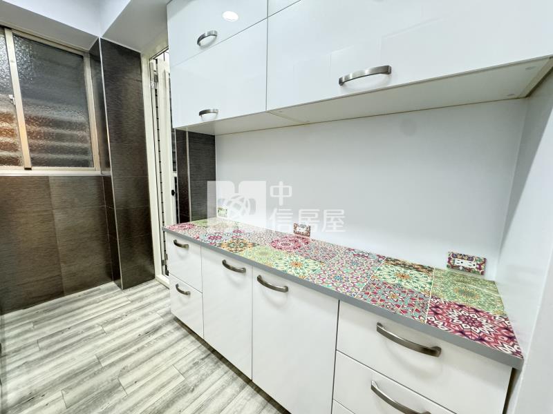 【奔馳】天王星美三房房屋室內格局與周邊環境