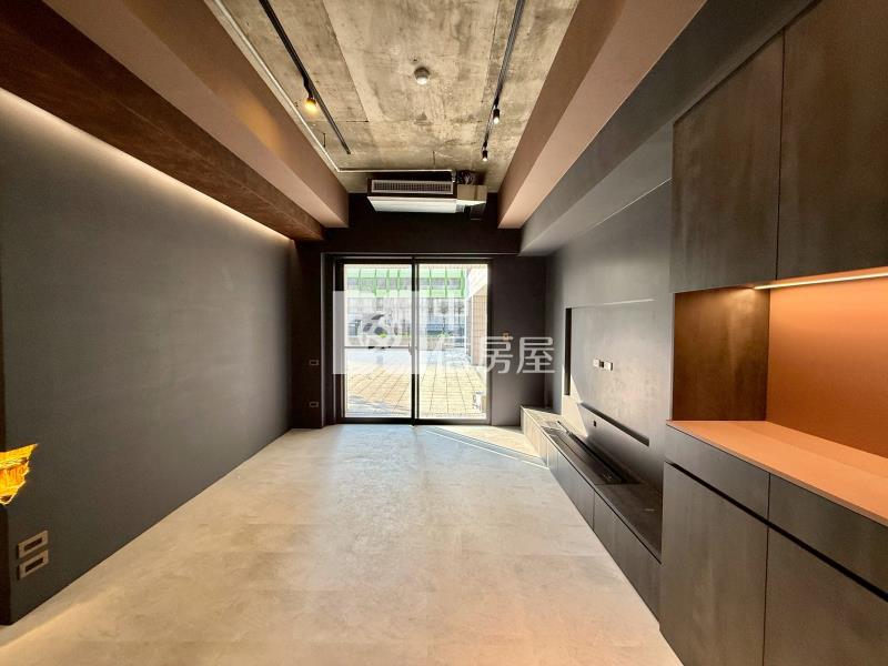 松竹車站豐謙森立方兩房平車露臺戶房屋室內格局與周邊環境