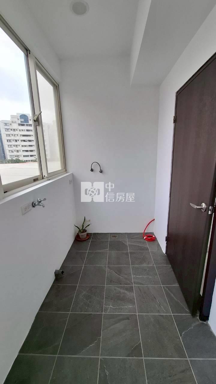 平鎮高中電梯美三房房屋室內格局與周邊環境