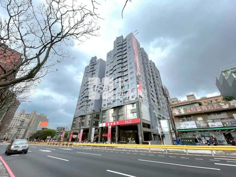 平鎮高中電梯美三房房屋室內格局與周邊環境