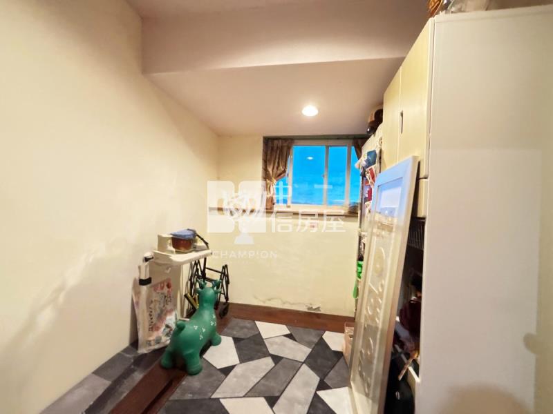 【冠軍】東都稀有景觀二房+車位房屋室內格局與周邊環境