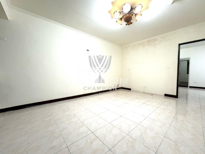 【冠軍】麗景江山愛買商圈三房房屋室內格局與周邊環境