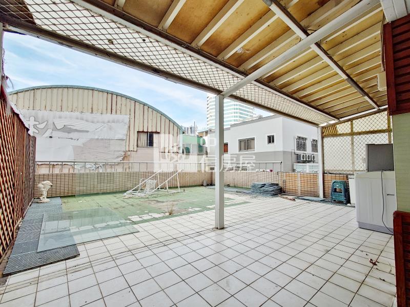 麗園道1房1廳露臺戶房屋室內格局與周邊環境