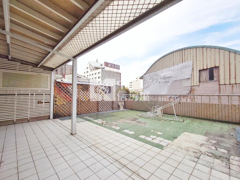 麗園道1房1廳露臺戶房屋室內格局與周邊環境