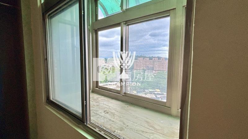 【冠軍】信義大街景觀三房房屋室內格局與周邊環境