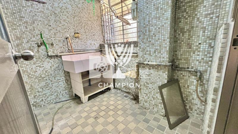 【冠軍】信義大街景觀三房房屋室內格局與周邊環境