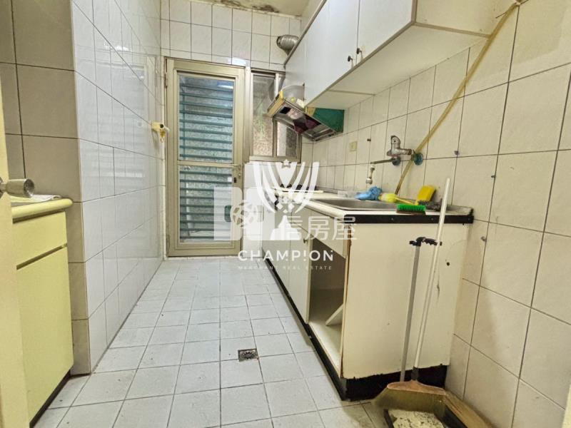 【冠軍】信義大街景觀三房房屋室內格局與周邊環境