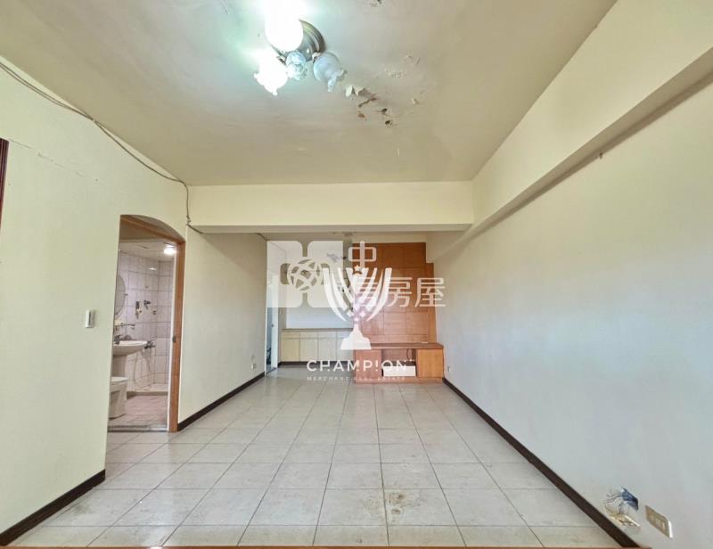 【冠軍】信義大街景觀三房房屋室內格局與周邊環境