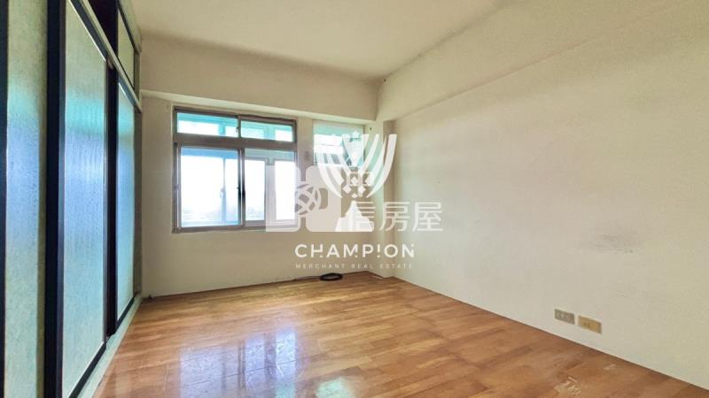 【冠軍】信義大街景觀三房房屋室內格局與周邊環境