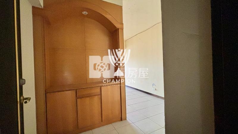 【冠軍】信義大街景觀三房房屋室內格局與周邊環境