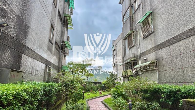 【冠軍】信義大街景觀三房房屋室內格局與周邊環境