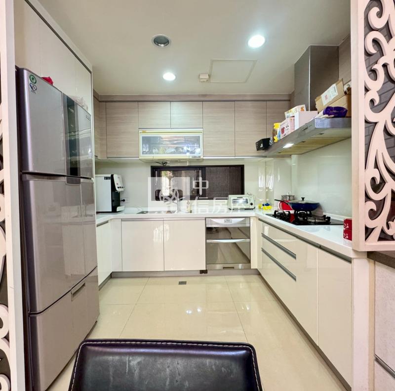 新光重劃區-上田一品社區別墅稀有釋出房屋室內格局與周邊環境