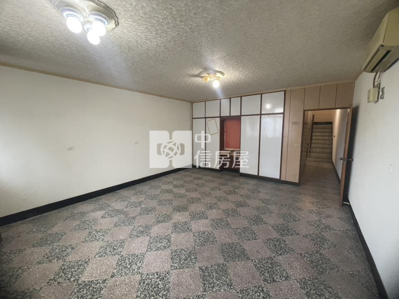 E001 大湳水樂園學區透天房屋室內格局與周邊環境