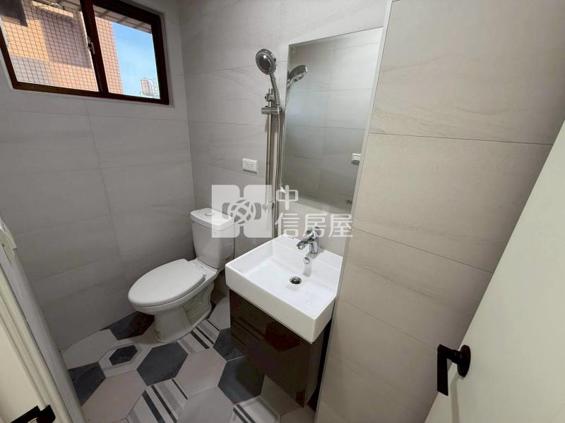 桃園中國江山全新整理裝潢美4房房屋室內格局與周邊環境