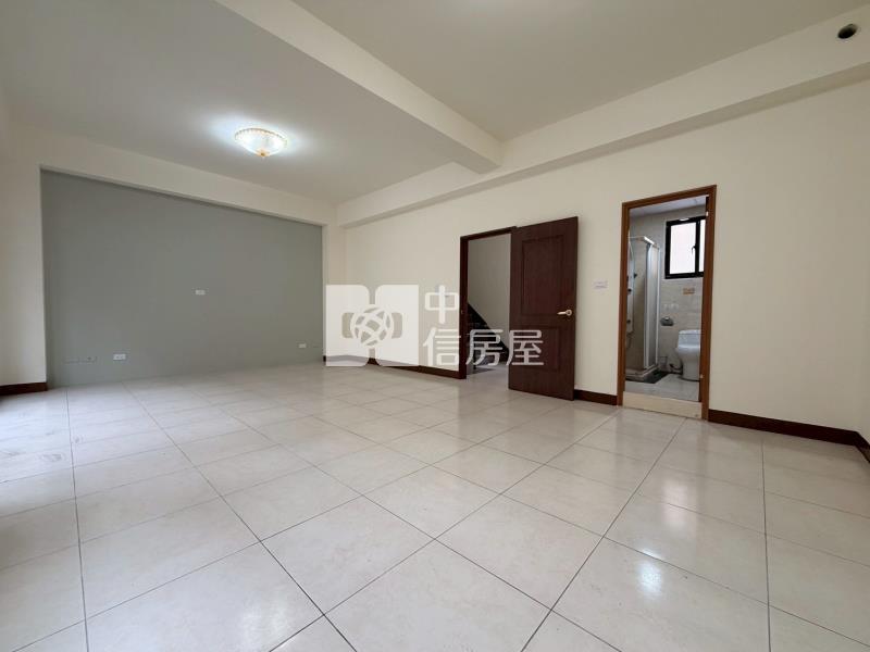 東港行政中心溫馨透天房屋室內格局與周邊環境