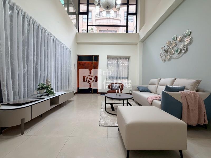 東港行政中心溫馨透天房屋室內格局與周邊環境