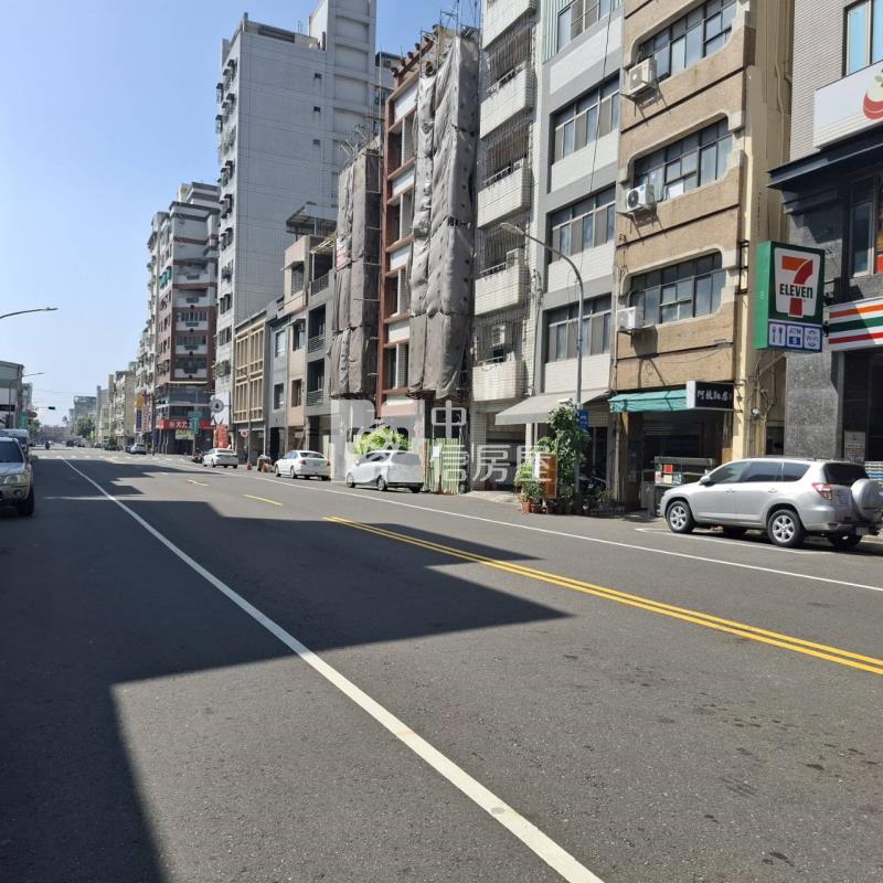 鹽埕駁二透天金店面房屋室內格局與周邊環境