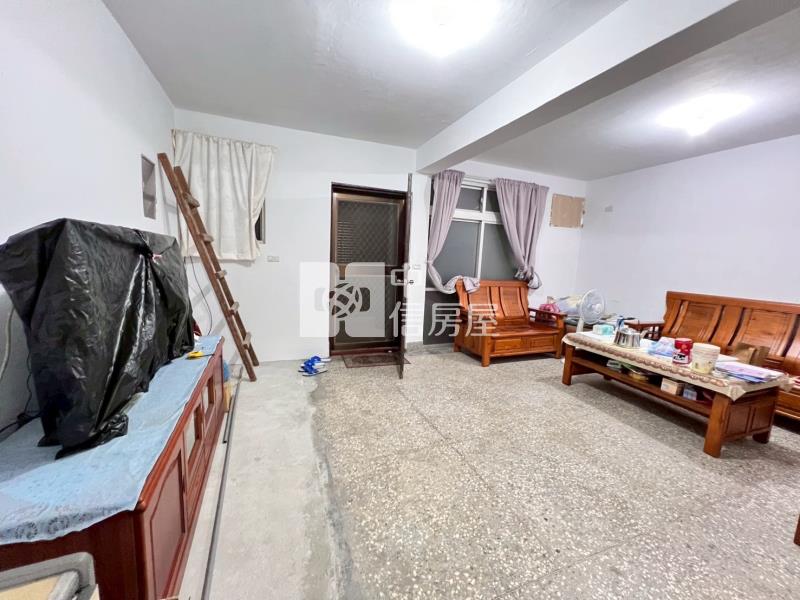 陸總面寬大地坪透天房屋室內格局與周邊環境