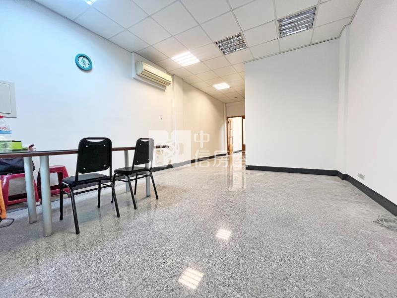 忠明路臨路電梯透店房屋室內格局與周邊環境