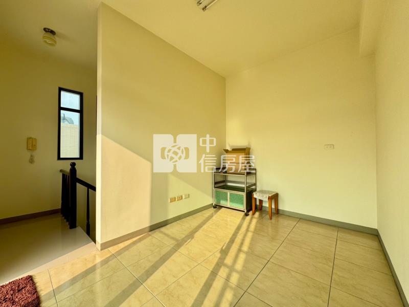 草屯碧山全聯旁邊間透天房屋室內格局與周邊環境