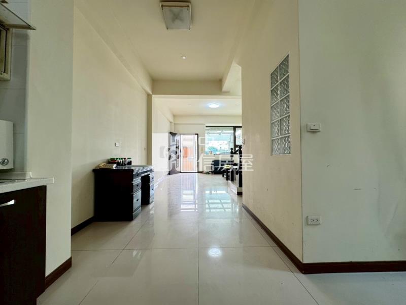 草屯碧山全聯旁邊間透天房屋室內格局與周邊環境