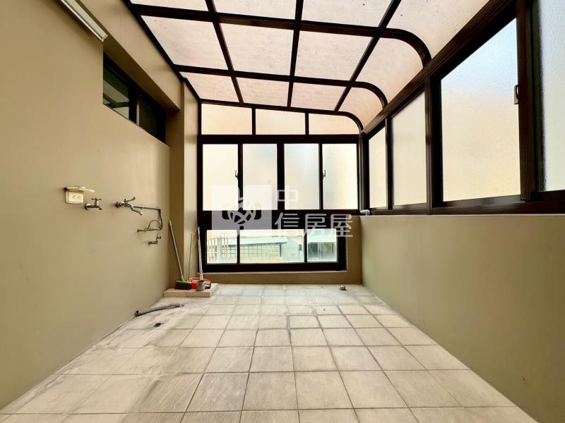 草屯碧山全聯旁邊間透天房屋室內格局與周邊環境