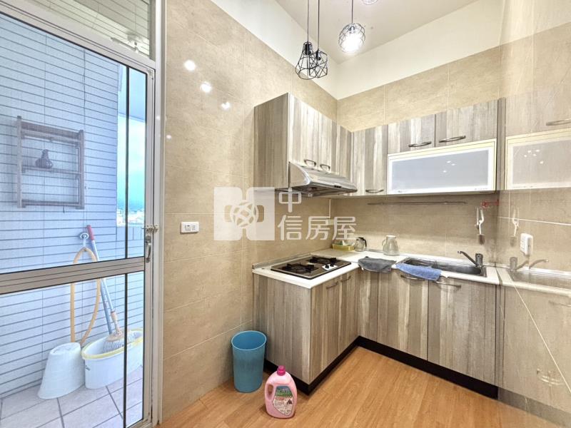 麟洛義大輕齡平車美廈房屋室內格局與周邊環境