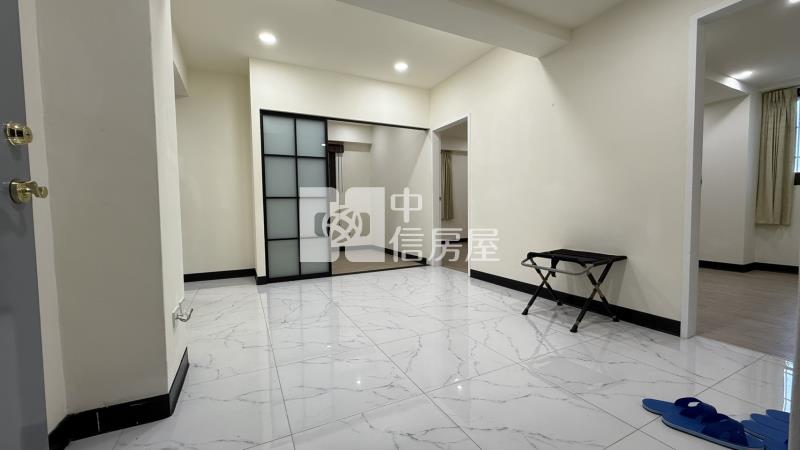 忠貞國小整新電梯美3房房屋室內格局與周邊環境