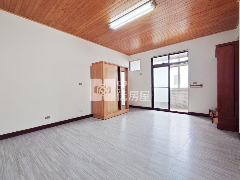 潭子車站大地坪花園別墅房屋室內格局與周邊環境