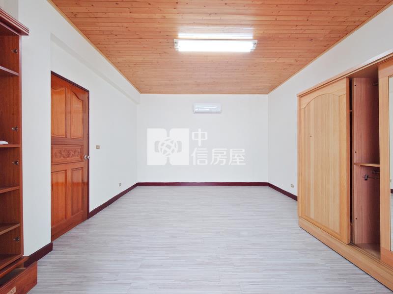 潭子車站大地坪花園別墅房屋室內格局與周邊環境