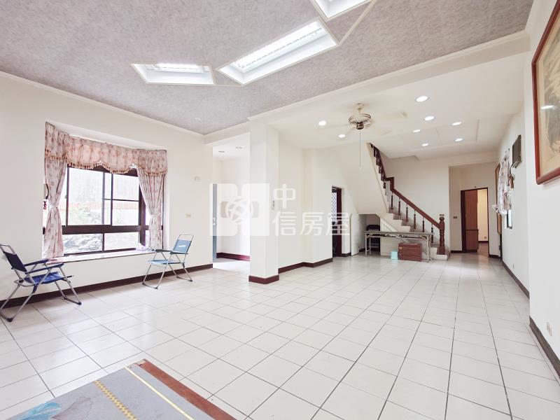 潭子車站大地坪花園別墅房屋室內格局與周邊環境