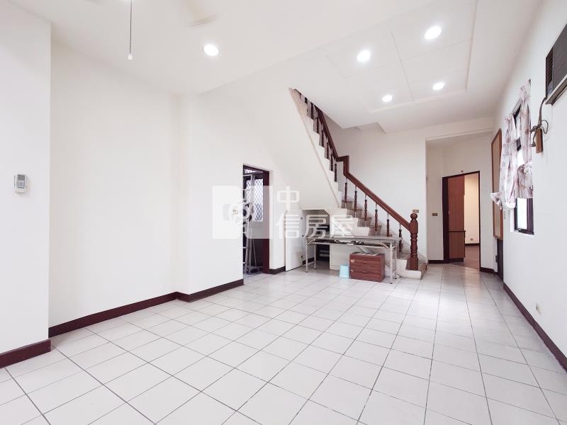 潭子車站大地坪花園別墅房屋室內格局與周邊環境