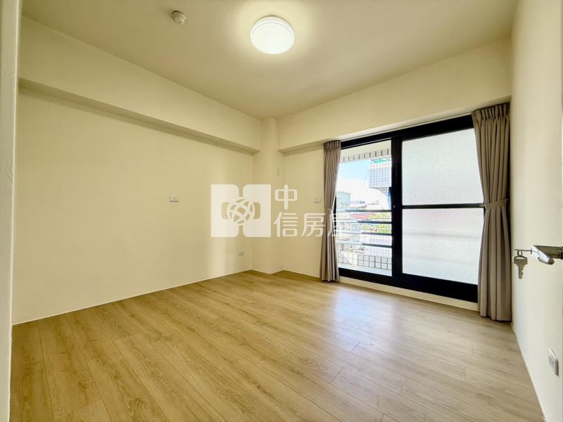 大買家邊間採光大兩房雙陽台電梯美廈房屋室內格局與周邊環境