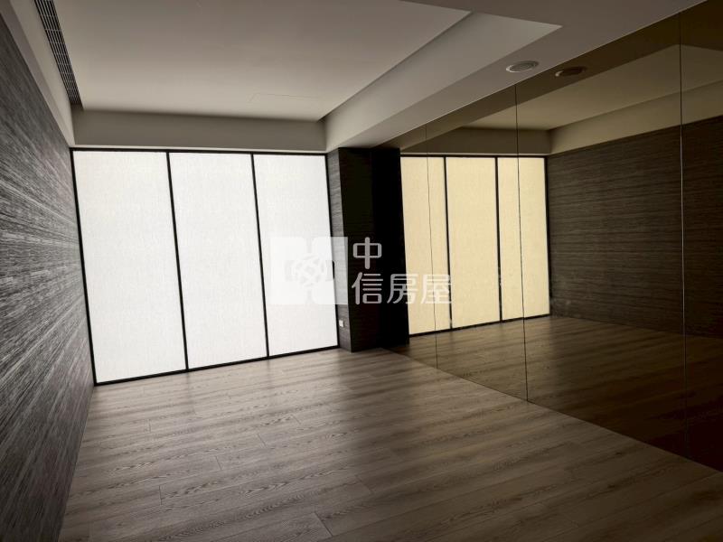 桃園高中小巨蛋旁美景1房1車房屋室內格局與周邊環境