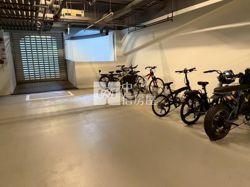 桃園高中小巨蛋旁美景1房1車房屋室內格局與周邊環境