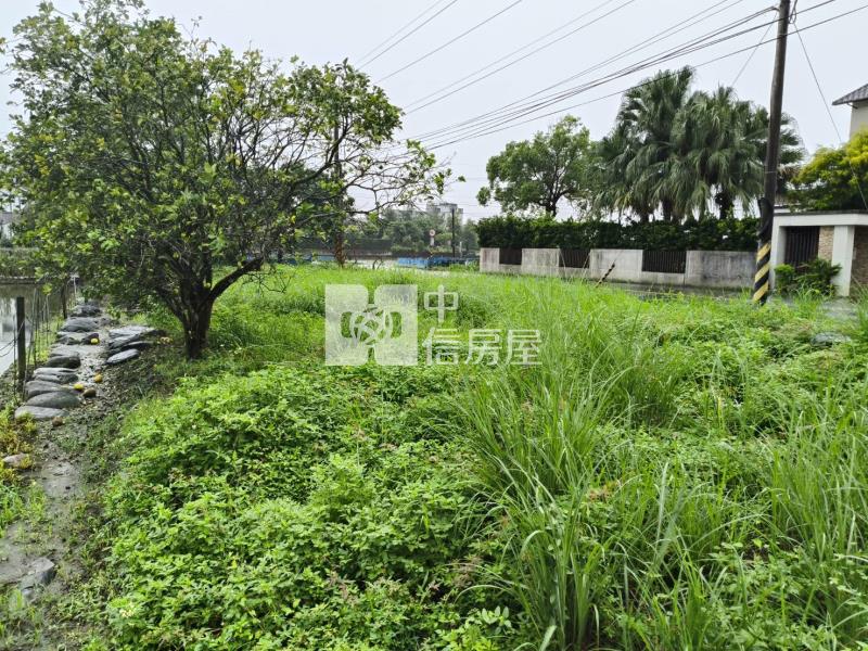 D225宜蘭員山146大面寬三角窗小農地房屋室內格局與周邊環境