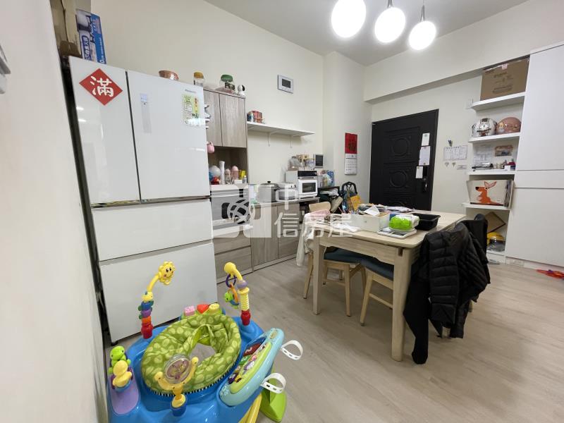 大園電梯三房車房屋室內格局與周邊環境