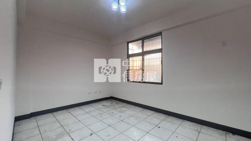 麟洛優美車墅房屋室內格局與周邊環境