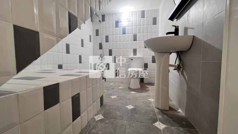 麟洛優美車墅房屋室內格局與周邊環境