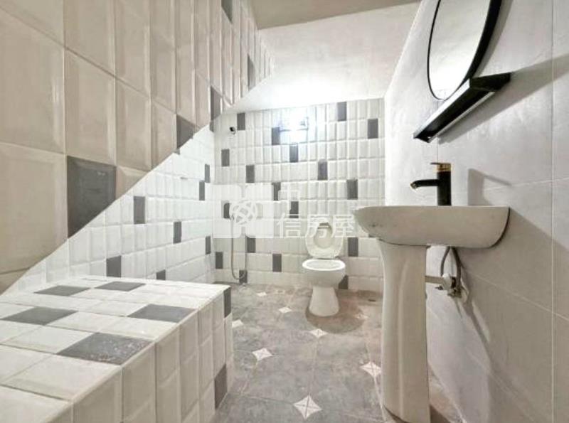 麟洛近814超市優質美墅房屋室內格局與周邊環境