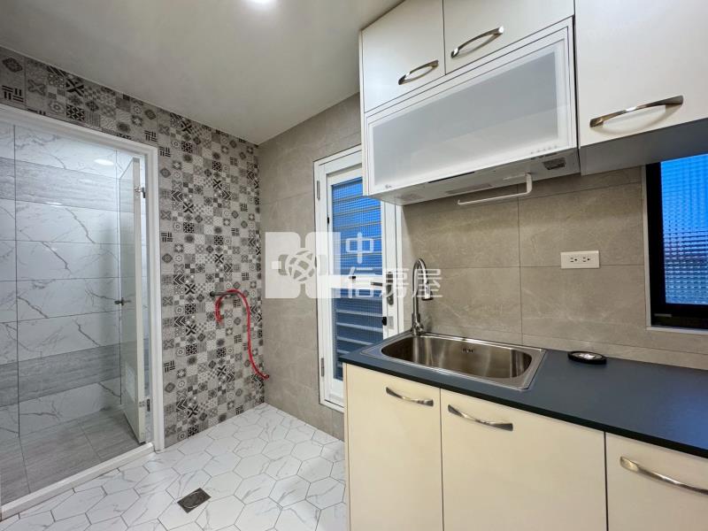 平南國中整新美透天房屋室內格局與周邊環境