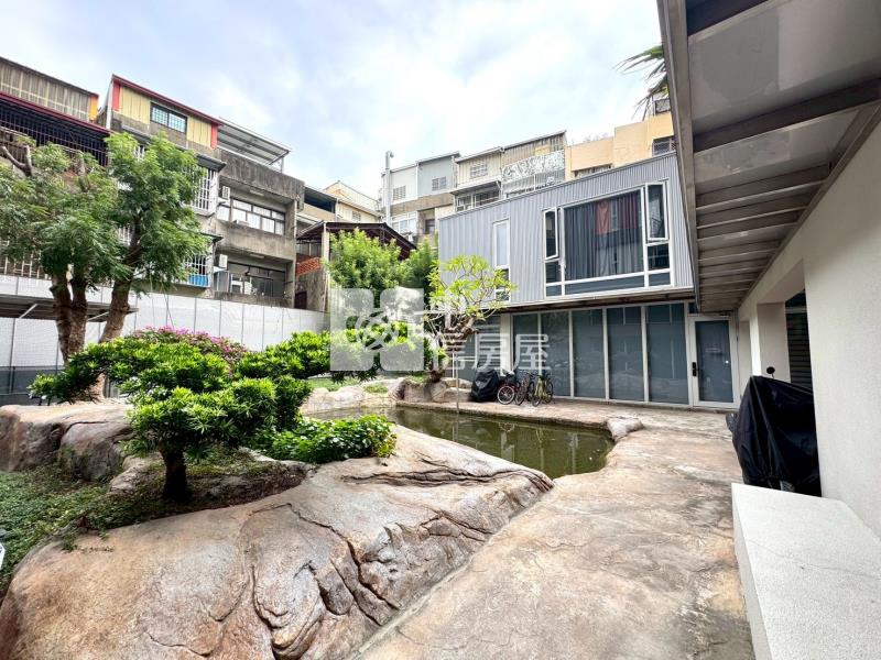 斗南輕屋齡市中心二房房屋室內格局與周邊環境