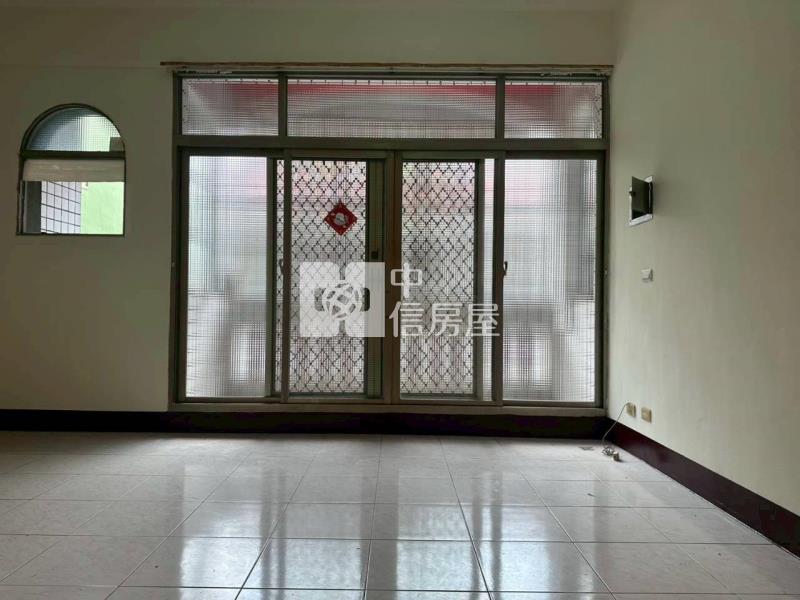 員林饒明國小旁透天房屋室內格局與周邊環境