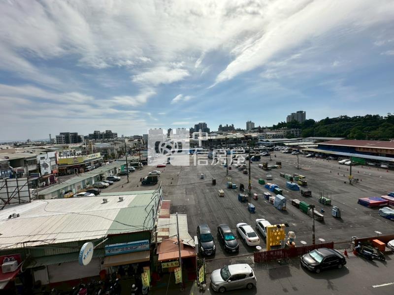 白金漢宮三車幸福宅C棟房屋室內格局與周邊環境
