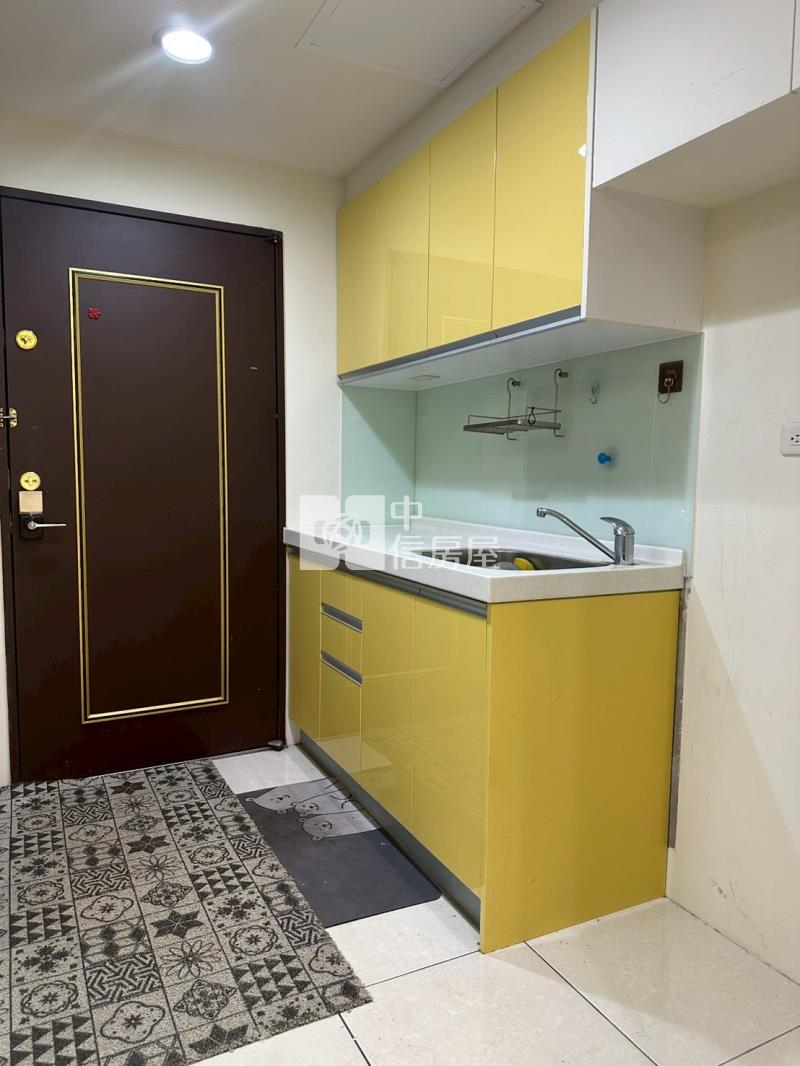 時尚優質美裝潢稀有2房車房屋室內格局與周邊環境