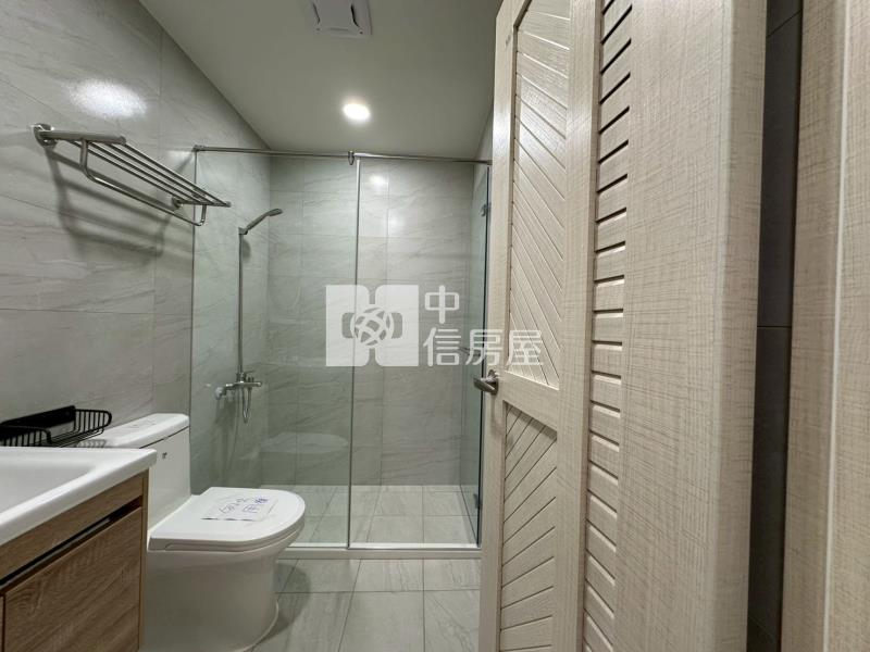 高雄大寮整新明亮透天房屋室內格局與周邊環境