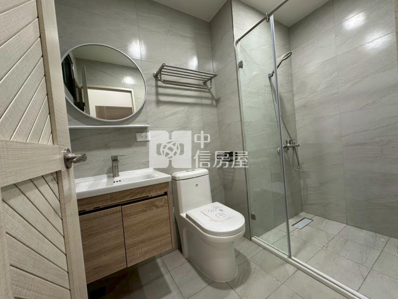 高雄大寮整新明亮透天房屋室內格局與周邊環境